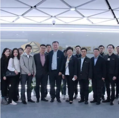 D8E08451-88E2-4319-809A-573DBD477484